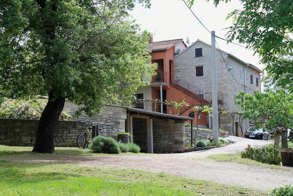 Apartments Mestri Grožnjan Exterior foto